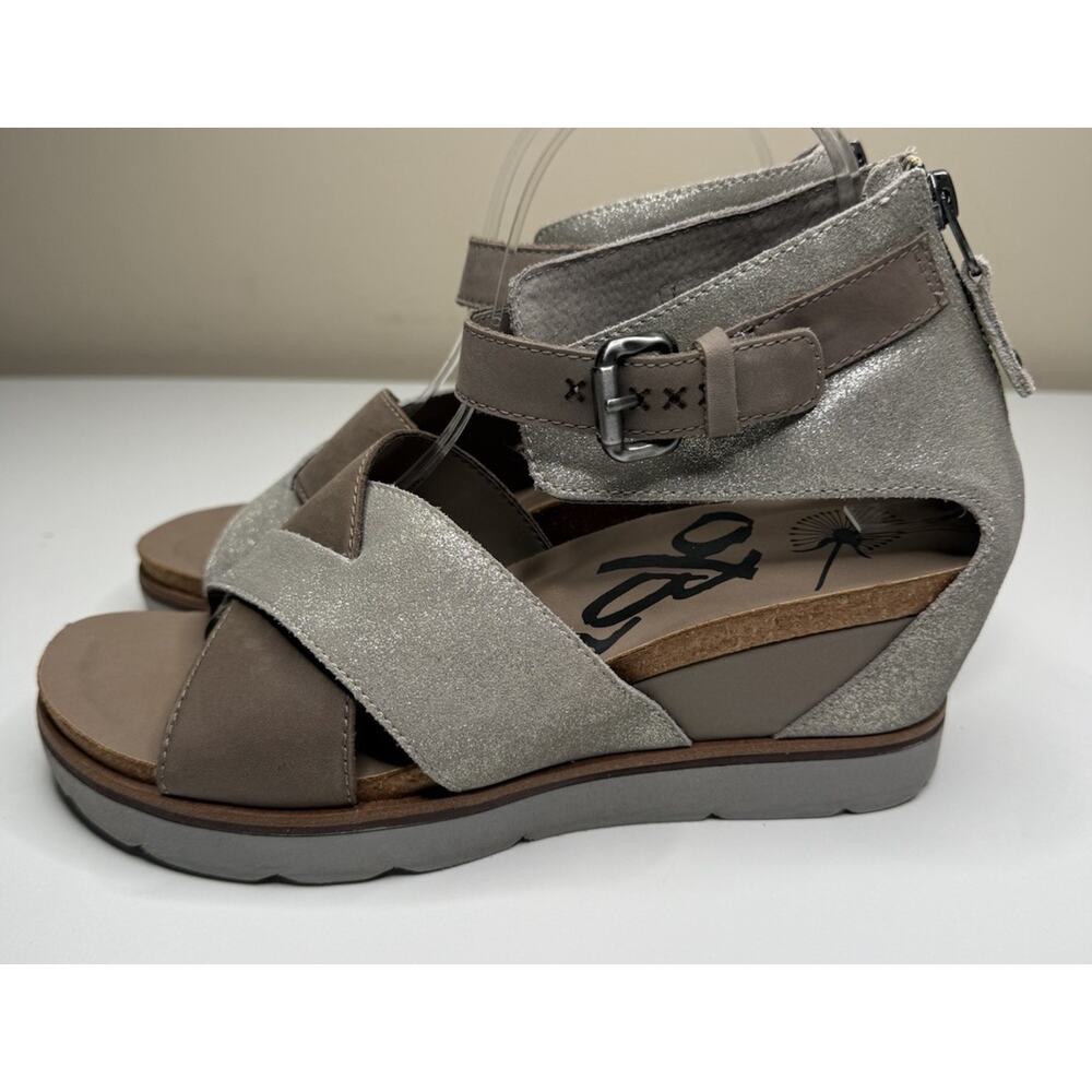 OTBT Teamwork Wedge Sandals Womens 10M Silver Metallic Leather Peep Toe Back Zip
